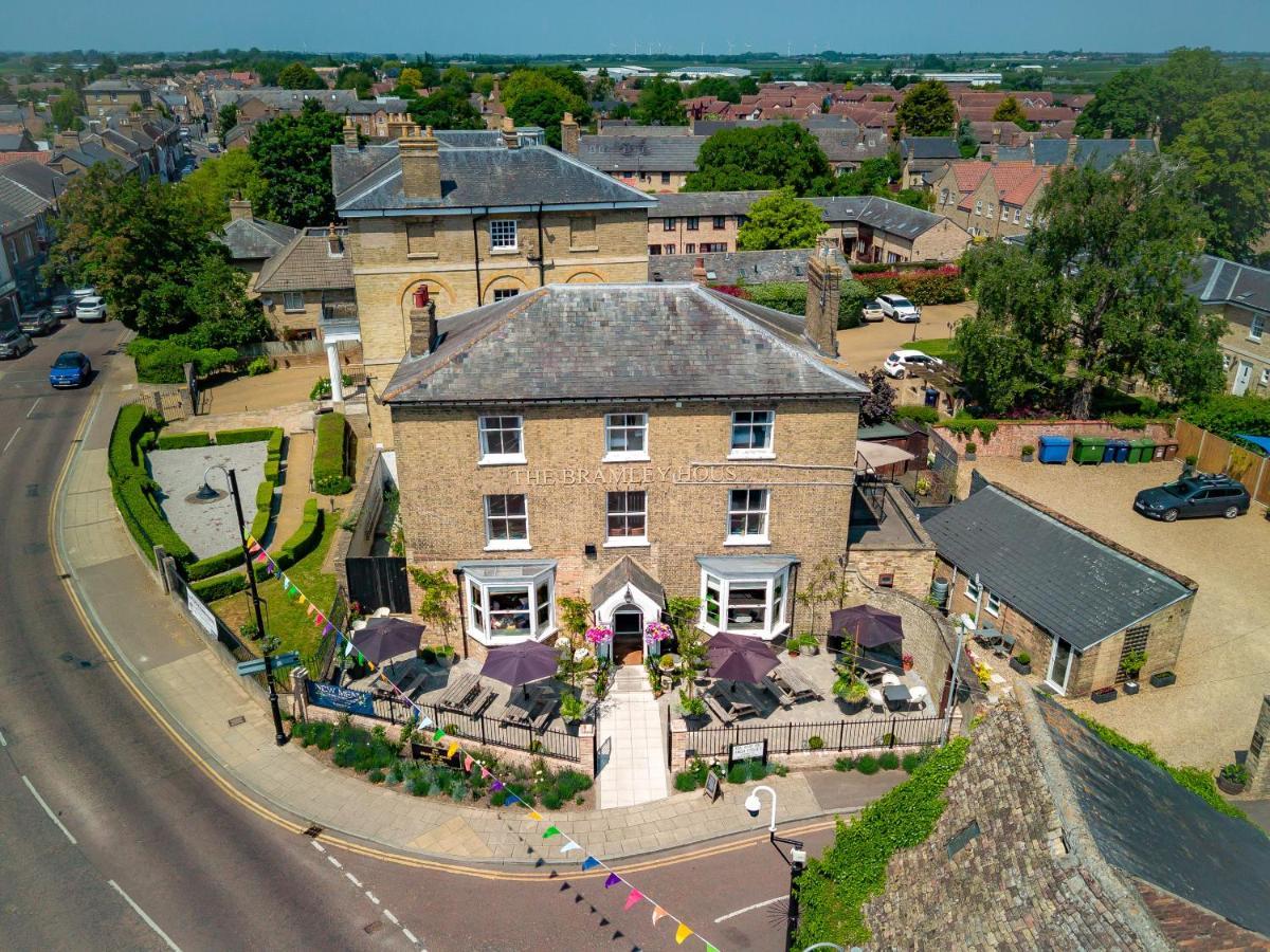 The Bramley House Hotel Chatteris Exterior photo